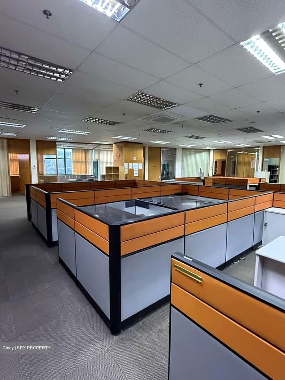 Sutl House (D5), Office #561011751